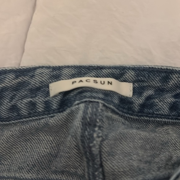 Pacsun size 22 shorts with stuck zipper but fixable! - Picture 4 of 5